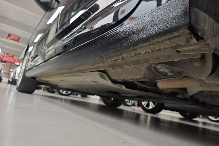 Used Volkswagen Lavida 2018 1.5L Automatic Comfort Edition China V Standard Left Side Sill