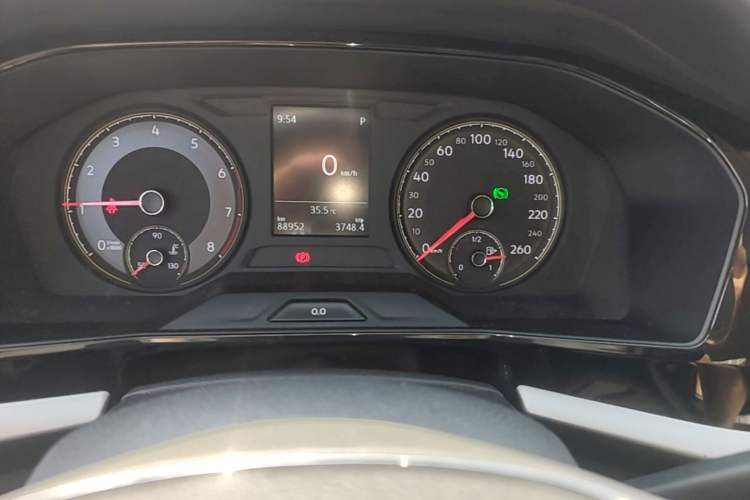 Used Volkswagen Lavida 2018 1.5L Automatic Comfort Edition China V Standard Odometer Close Up