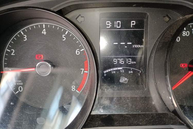 Used Volkswagen Lavida 2018 Classic 1.5L Automatic Fashion Edition China VI Standard Odometer Close Up