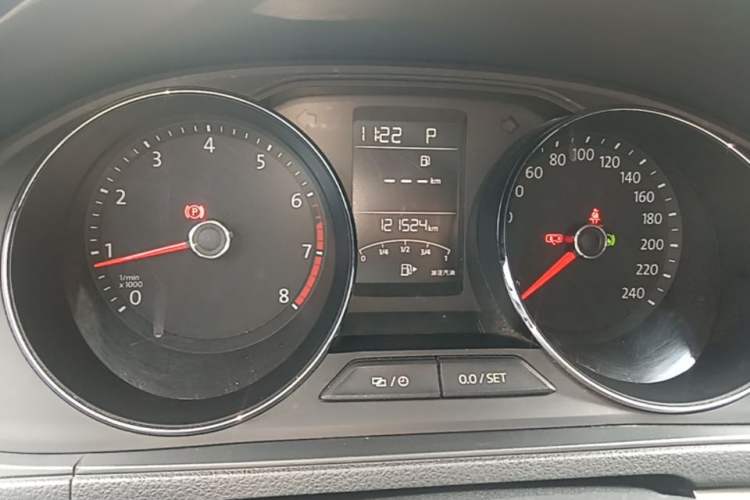 Used Volkswagen Lavida 2018 Classic 1.5L Automatic Comfort Edition China VI Standard Odometer Close Up