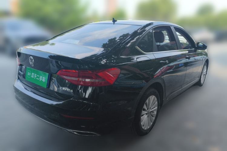 Used Volkswagen Lavida 2018 1.5L Automatic Comfort Edition China V Standard Rear Right 45 Deg