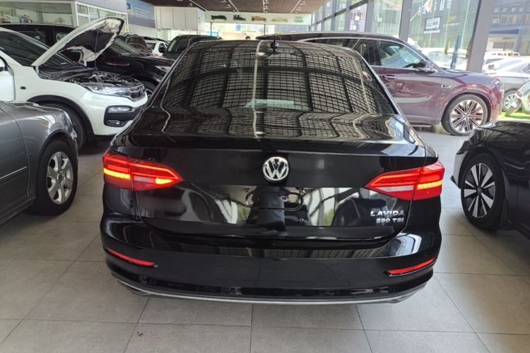 Used Volkswagen Lavida 2018 280TSI DSG Comfort Edition China V Standard Rear