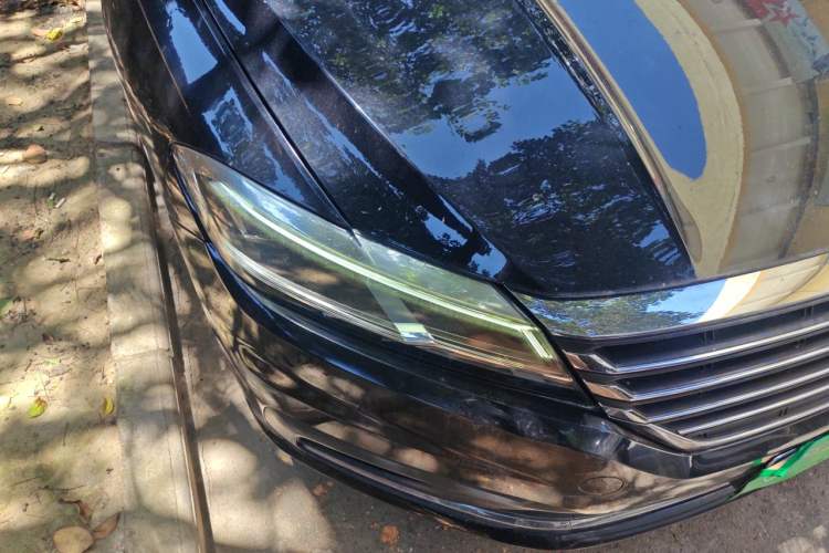 Used Volkswagen Lavida 2018 1.5L Automatic Comfort Edition China V Standard Right Front Headlight