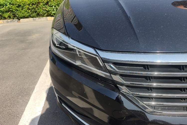 Used Volkswagen Lavida 2018 1.5L Automatic Comfort Edition China V Standard Right Front Headlight