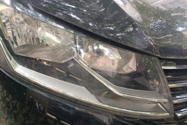 Used Volkswagen Lavida 2018 Classic 1.5L Automatic Fashion Edition China VI Standard Right Front Headlight