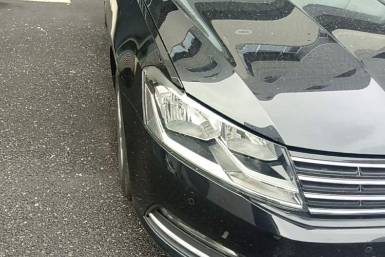 Used Volkswagen Lavida 2018 Classic 1.5L Automatic Comfort Edition China VI Standard Right Front Headlight