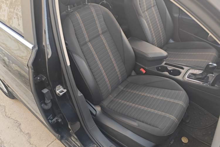 Used Volkswagen Lavida 2018 280TSI DSG Comfort Edition China V Standard Right Front Seat