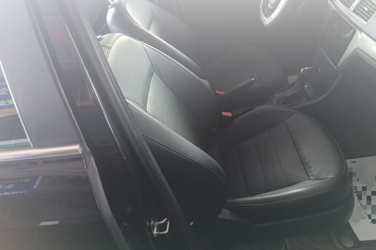 Used Volkswagen Lavida 2018 Classic 1.5L Automatic Comfort Edition China VI Standard Right Front Seat