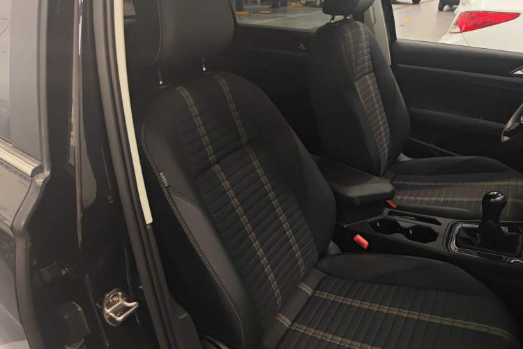 Used Volkswagen Lavida 2018 1.5L Manual Comfort Edition China V Standard Right Front Seat