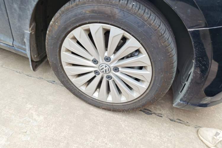 Used Volkswagen Lavida 2018 280TSI DSG Comfort Edition China V Standard Right Front Wheel Hub