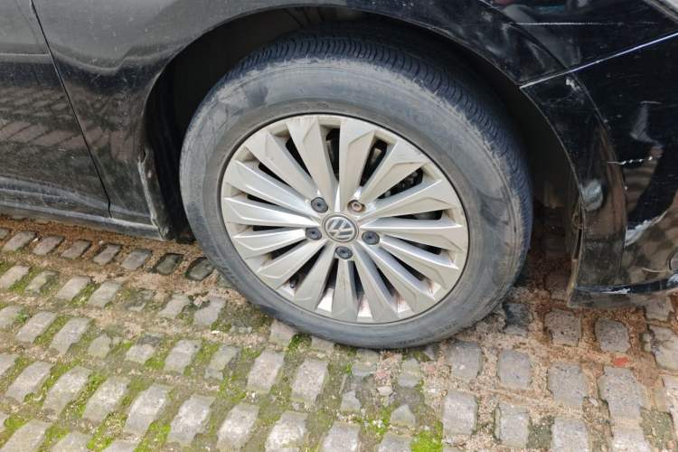 Used Volkswagen Lavida 2018 280TSI DSG Comfort Edition China V Standard Right Front Wheel Hub