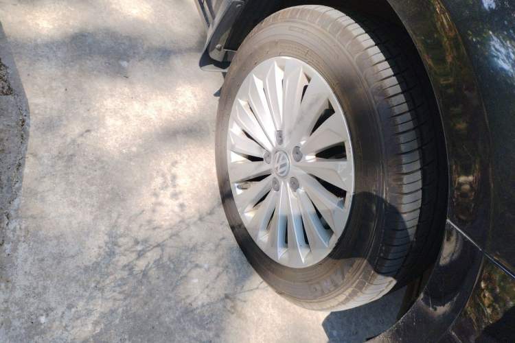 Used Volkswagen Lavida 2018 280TSI DSG Comfort Edition China V Standard Right Front Wheel Hub