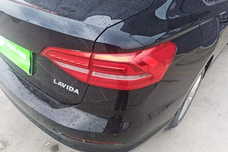 Used Volkswagen Lavida 2018 1.5L Manual Comfort Edition China V Standard Right Rear Taillight