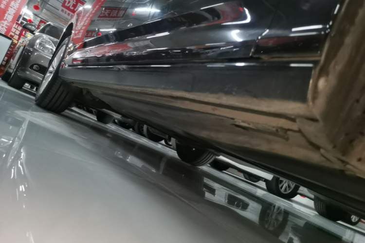 Used Volkswagen Lavida 2018 1.5L Automatic Comfort Edition China V Standard Right Side Sill