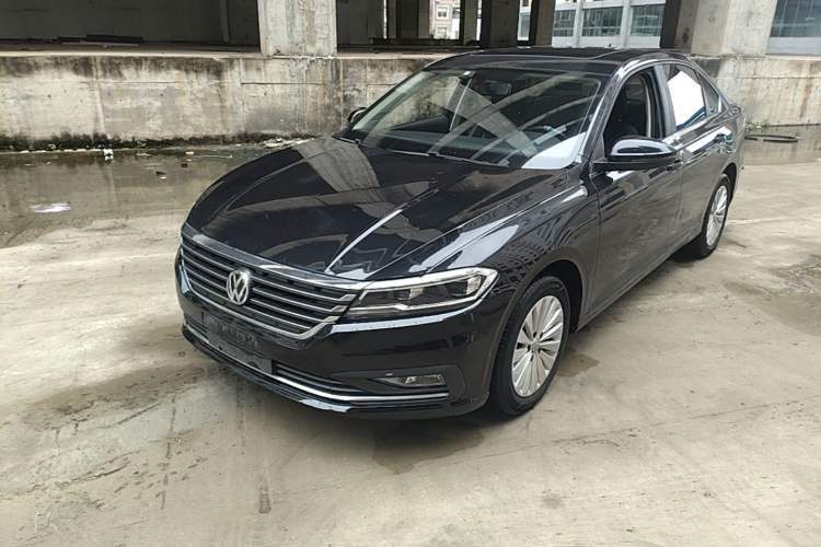 Volkswagen Lavida 2018 1.5L Automatic Comfort Edition China V Standard usata Guazi used car, China used car export, Used car for sale, Used cars, Cheapest cars for sale