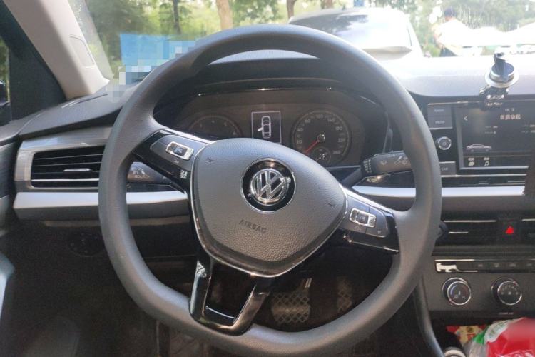 Used Volkswagen Lavida 2018 1.5L Automatic Comfort Edition China V Standard Steering Wheel