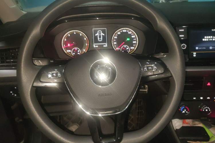 Used Volkswagen Lavida 2018 280TSI DSG Comfort Edition China V Standard Steering Wheel
