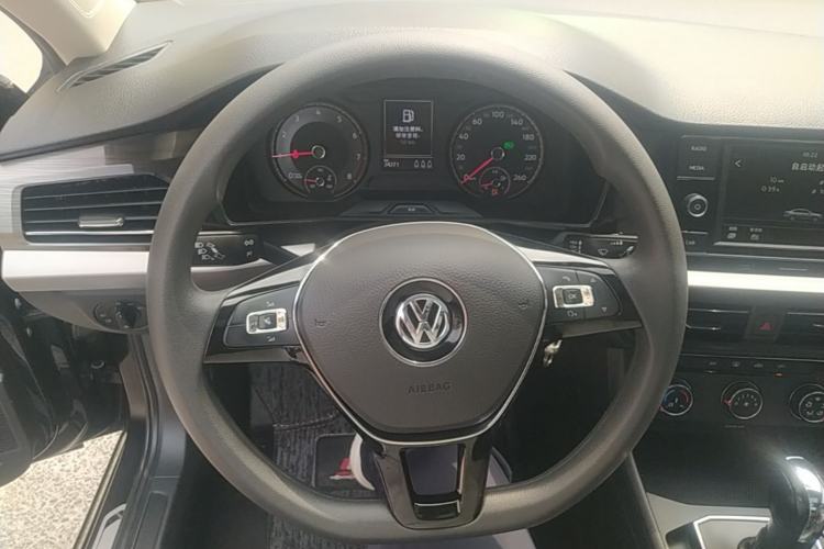 Used Volkswagen Lavida 2018 1.5L Automatic Comfort Edition China V Standard Steering Wheel