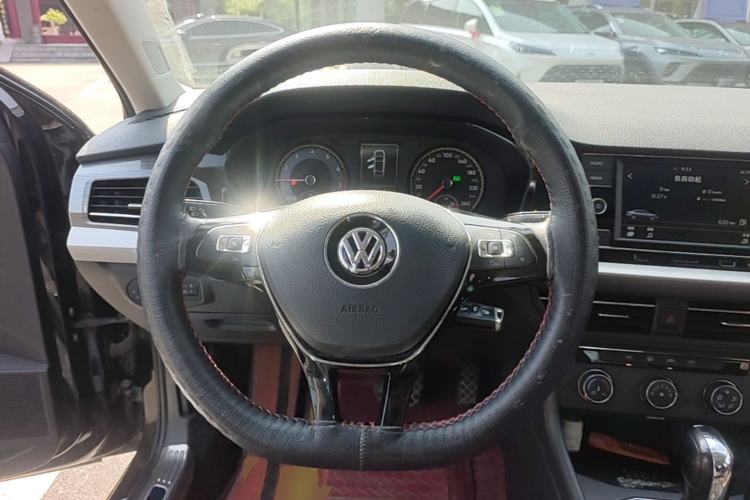 Used Volkswagen Lavida 2018 1.5L Automatic Comfort Edition China V Standard Steering Wheel