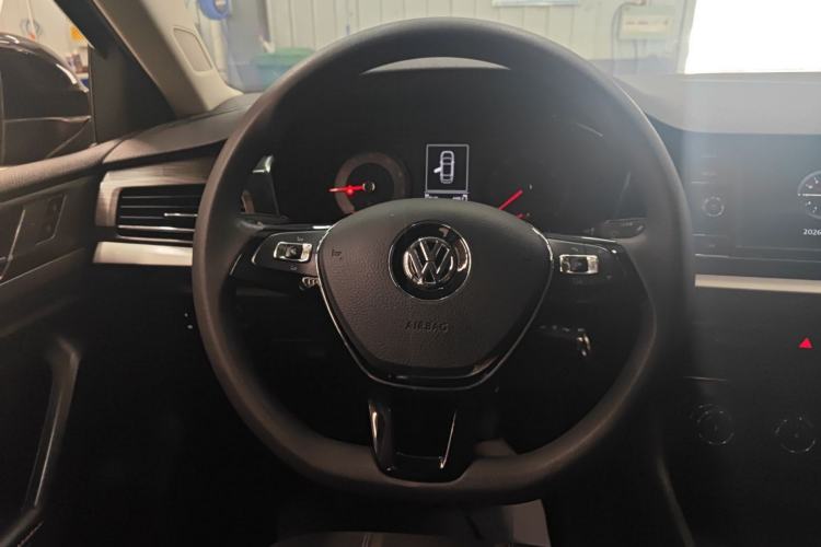 Used Volkswagen Lavida 2018 1.5L Manual Comfort Edition China V Standard Steering Wheel