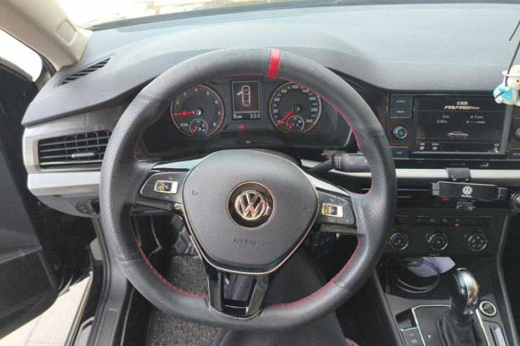 Used Volkswagen Lavida 2018 1.5L Automatic Comfort Edition China V Standard Steering Wheel