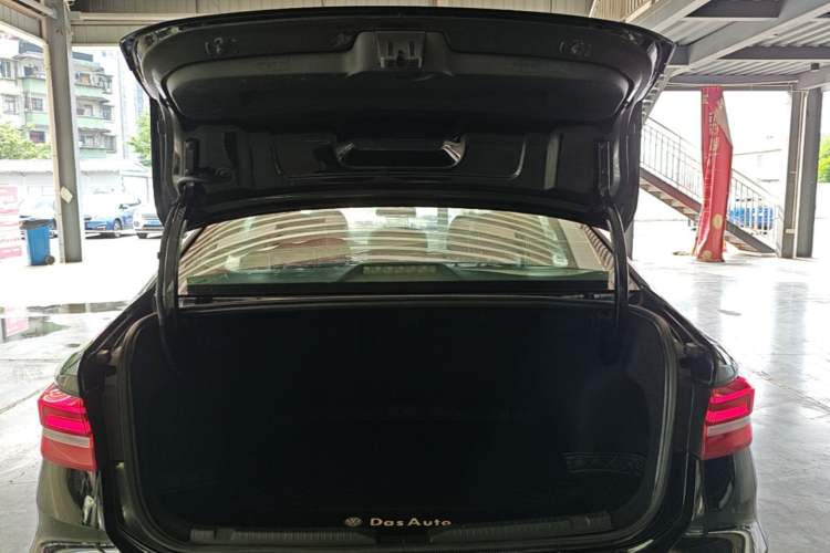 Used Volkswagen Lavida 2018 280TSI DSG Comfort Edition China V Standard Trunk