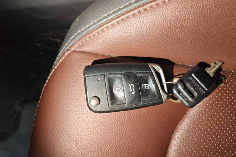Used Volkswagen Lavida 2018 280TSI DSG Luxury Edition China V Standard Vehicle Key