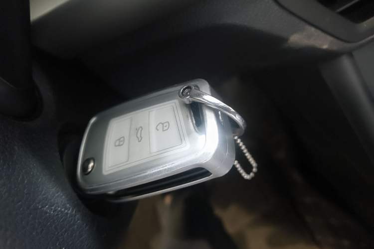 Used Volkswagen Lavida 2018 1.5L Automatic Comfort Edition China V Standard Vehicle Key