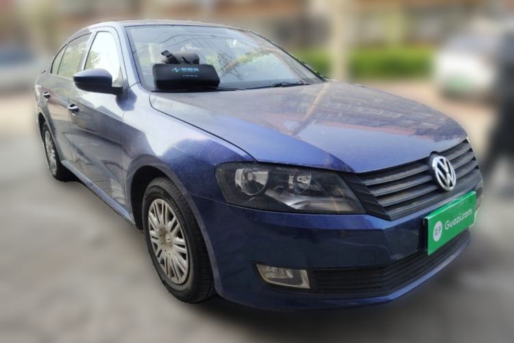 Used Volkswagen Lavida  Front Right 45 Deg