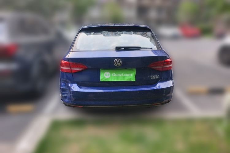 Used Volkswagen Lavida 2018 Hatchback 200TSI DSG Comfort Edition China V Standard Rear