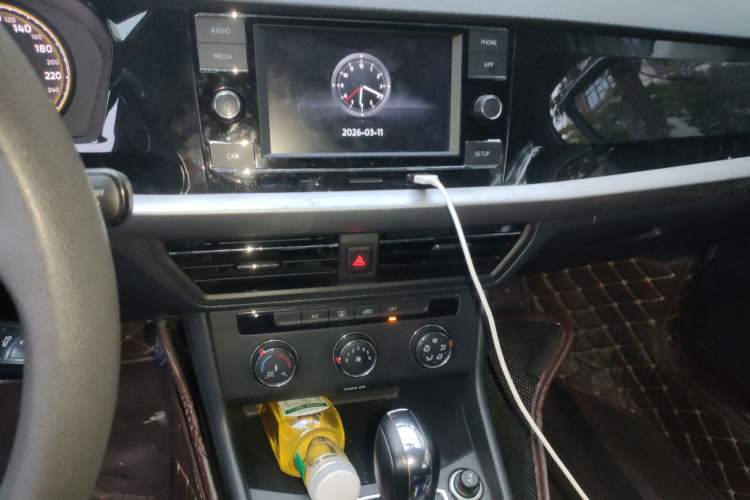 Used Volkswagen Lavida 2018 1.5L Automatic Comfort Edition China V Standard Audio And AC Panel