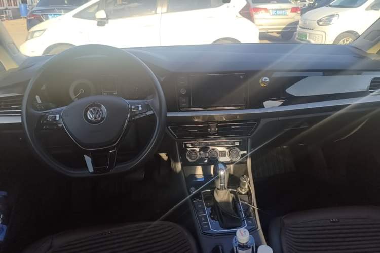 Used Volkswagen Lavida 2018 280TSI DSG Luxury Edition China V Standard Center Console