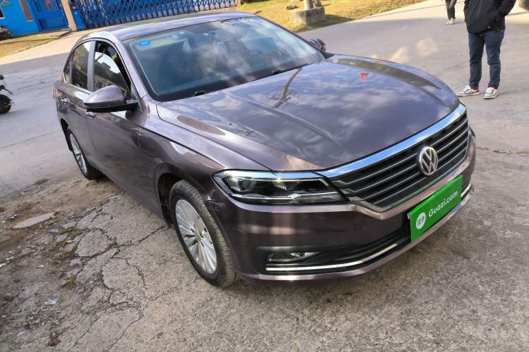 Used Volkswagen Lavida 2018 1.5L Automatic Comfort Edition China V Standard Front Right 45 Deg