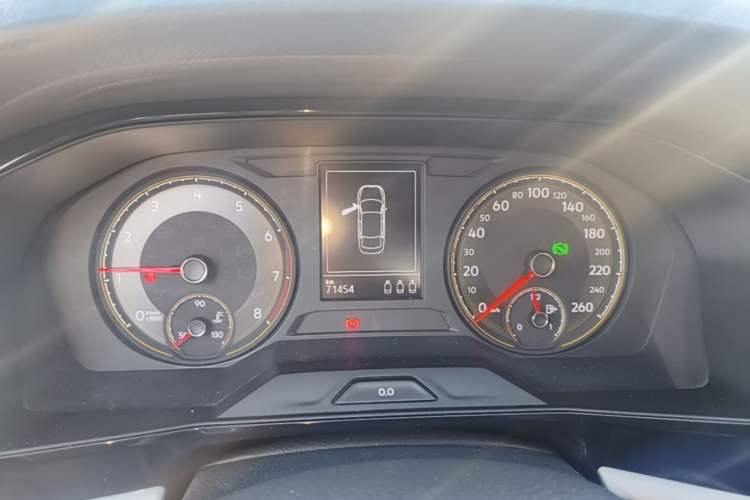 Used Volkswagen Lavida 2018 280TSI DSG Luxury Edition China V Standard Instrument Cluster