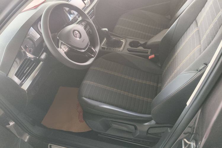 Used Volkswagen Lavida 2018 280TSI DSG Comfort Edition China V Standard Interior 2