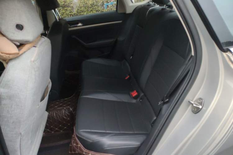 Used Volkswagen Lavida 2018 1.5L Automatic Comfort Edition China V Standard Left Rear Seat