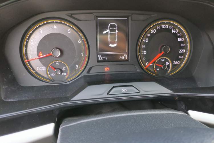Used Volkswagen Lavida 2018 1.5L Automatic Comfort Edition China V Standard Odometer Close Up