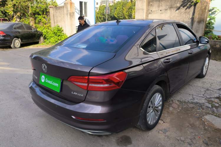 Used Volkswagen Lavida 2018 1.5L Automatic Comfort Edition China V Standard Rear Right 45 Deg