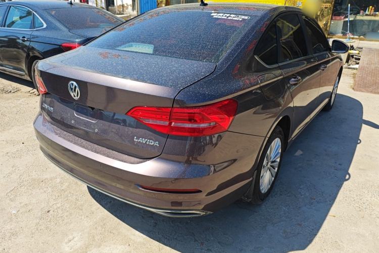 Used Volkswagen Lavida 2018 1.5L Automatic Comfort Edition China V Standard Rear Right 45 Deg