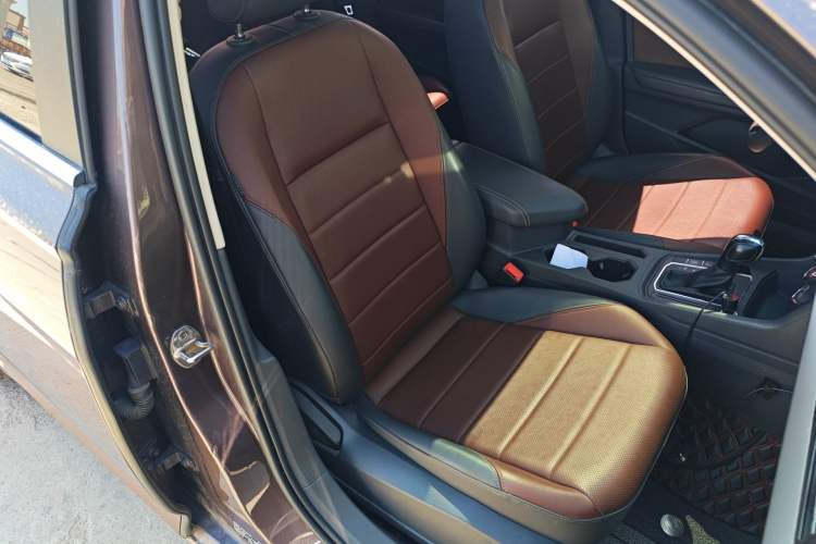 Used Volkswagen Lavida 2018 1.5L Automatic Comfort Edition China V Standard Right Front Seat