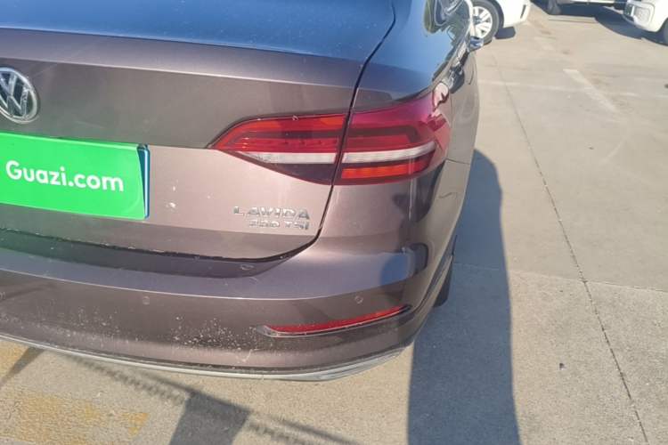 Used Volkswagen Lavida 2018 280TSI DSG Luxury Edition China V Standard Right Rear Taillight