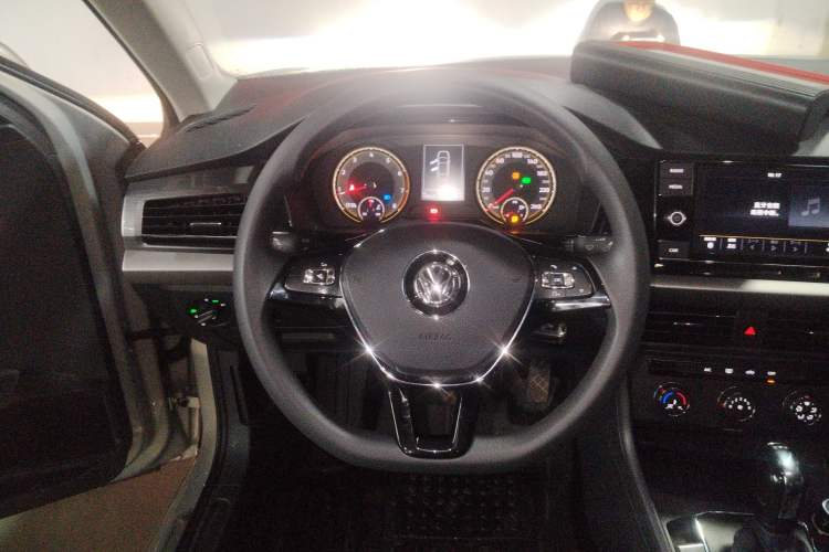 Used Volkswagen Lavida 2018 280TSI DSG Comfort Edition China V Standard Steering Wheel