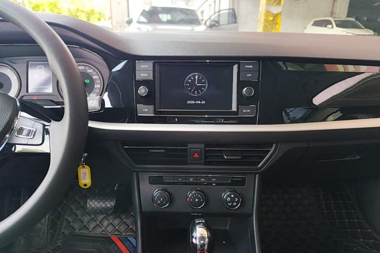 Used Volkswagen Lavida 2018 280TSI DSG Comfort Edition China V Standard Audio And AC Panel