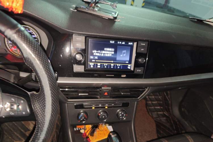 Used Volkswagen Lavida 2018 280TSI DSG Comfort Edition China V Standard Audio And AC Panel