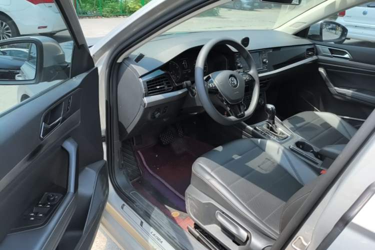 Used Volkswagen Lavida 2018 1.5L Automatic Comfort Edition China V Standard Driver Seat