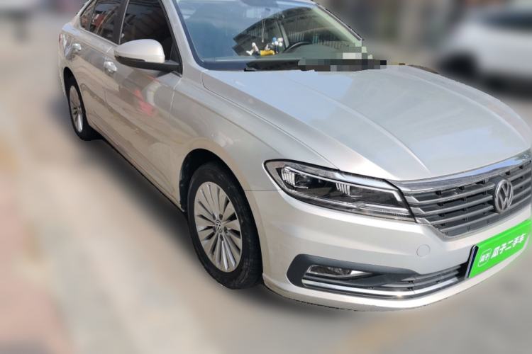 Used Volkswagen Lavida 2018 1.5L Automatic Comfort Edition China V Standard Front Right 45 Deg