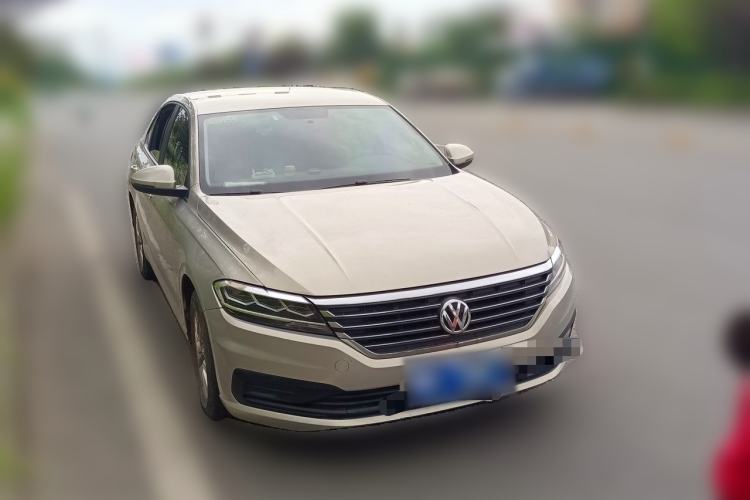 Used Volkswagen Lavida 2018 1.5L Automatic Fashion Edition China V Standard Front Right 45 Deg