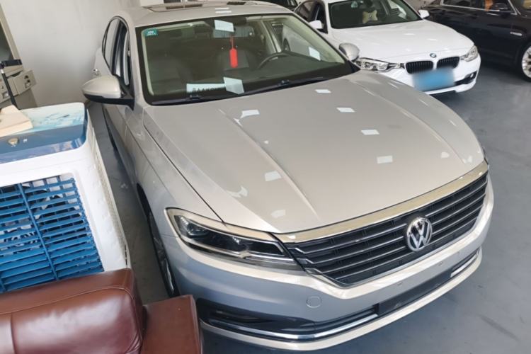 Used Volkswagen Lavida 2018 1.5L Automatic Comfort Edition China V Standard Front Right 45 Deg