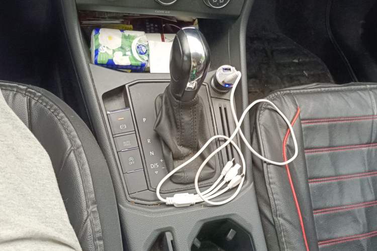 Used Volkswagen Lavida 2018 1.5L Automatic Fashion Edition China V Standard Gear Lever