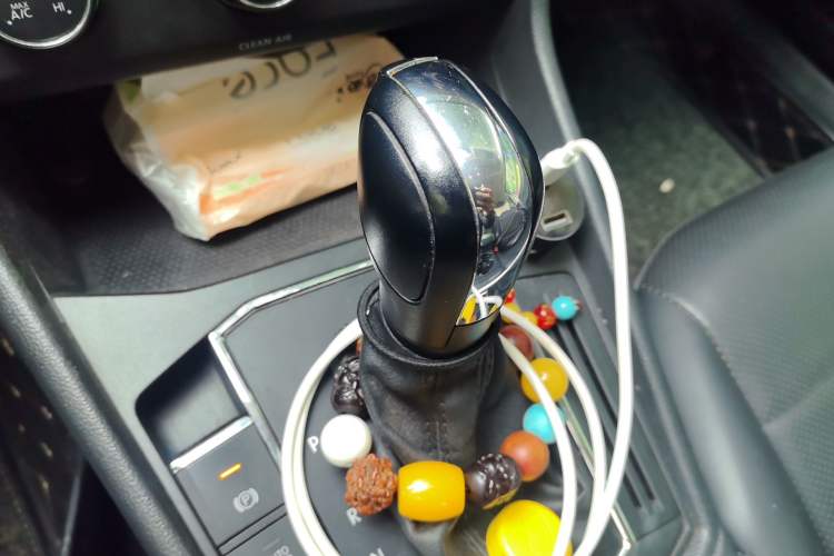 Used Volkswagen Lavida 2018 1.5L Automatic Comfort Edition China V Standard Gear Lever